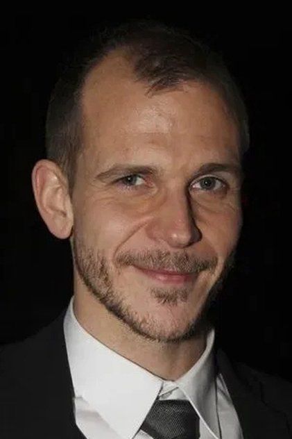Gustaf Skarsgård