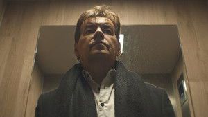 S1E1