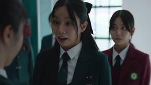 S1E1