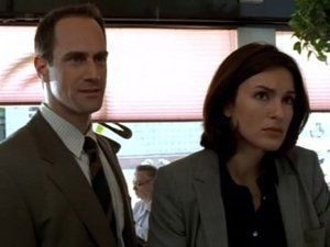 S1E1