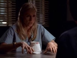 S1E10
