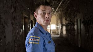 S1E1