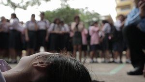 S1E10