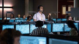S1E1